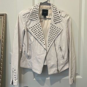 White stuffed leather jacket